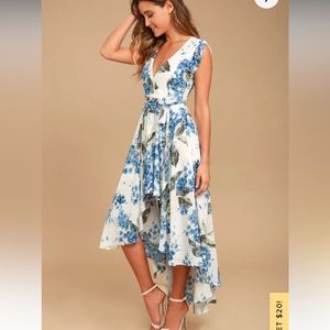 Lulu’s French Countryside White Floral Print High-Low Dress US SMALL